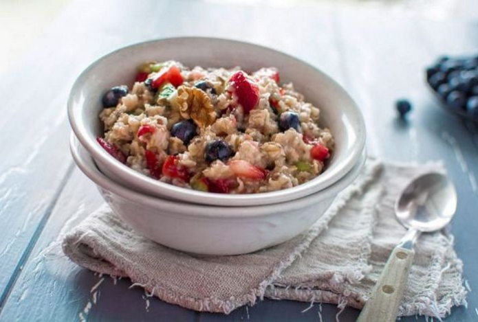 Кардиологи назвали идеальный для здоровья сердца завтрак. Нормализует давление и снижает холестерин