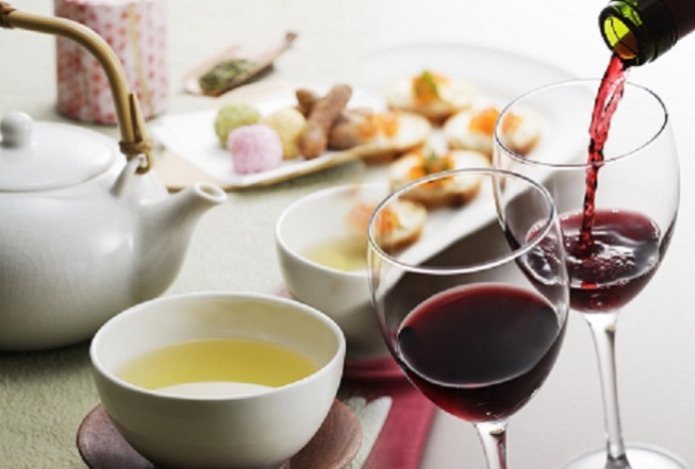 Можно ли пить чай с вином