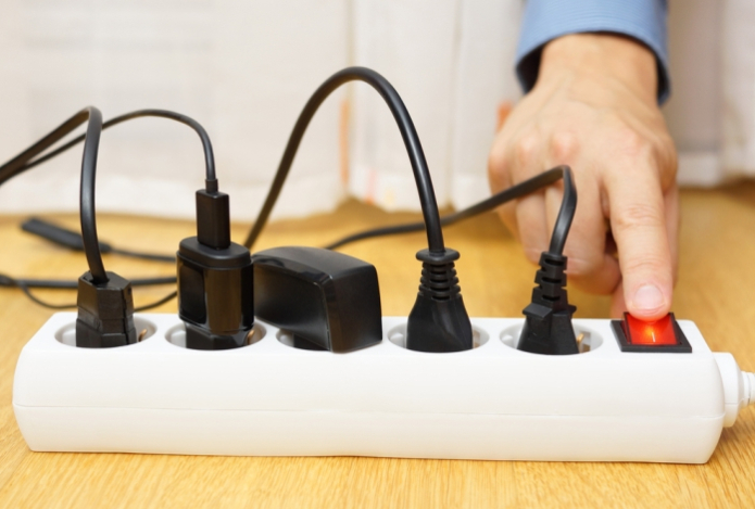 Эти приборы надо выключать перед выходом из дома