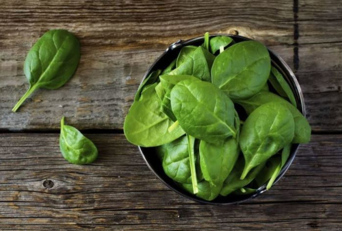 Этот продукт улучшает кровь, пищеварение, зрение и здоровье мозга. Очищает кожу, укрепляет волосы и кости