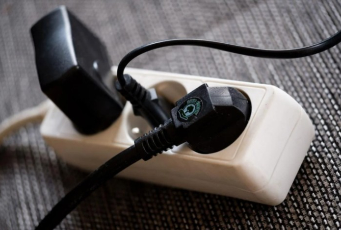 «Заоблачные деньги за коммуналку». Эти четыре прибора потребляют много света