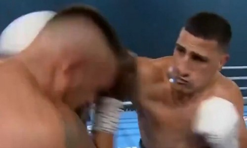 Нокаут решил исход боя супертяжей за титулы IBF и WBO. Видео