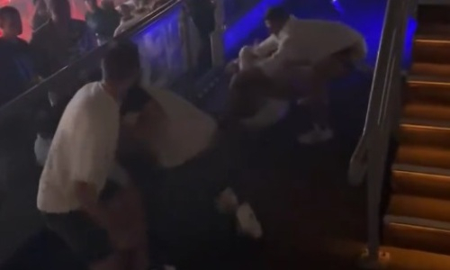 Массовая драка произошла на вечере бокса ставшего в Казахстане чемпионом нокаутера