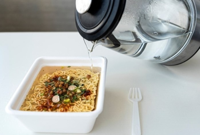 Есть ли польза в еде быстрого приготовления