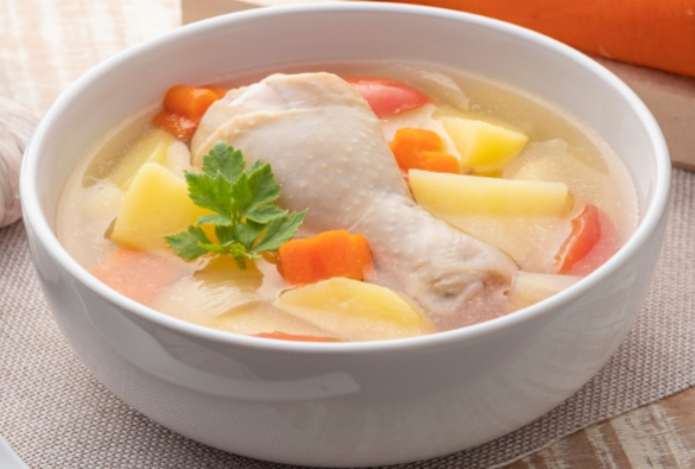 Почему с возрастом надо есть костный куриный бульон