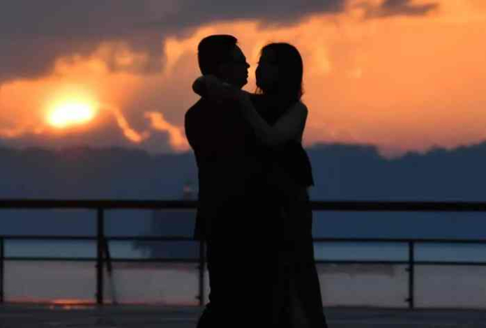 Как с годами меняются предпочтения людей в плане возраста партнера