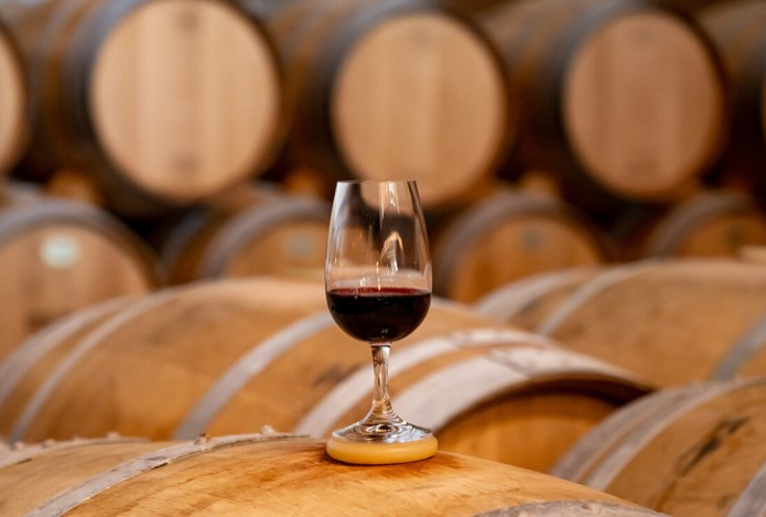 Полезны ли вино и пиво для кишечника? 