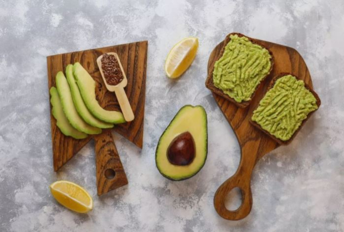 Назван идеальный фрукт для людей после 50 лет. Полезен для сосудов, сердца и сохранения стройности