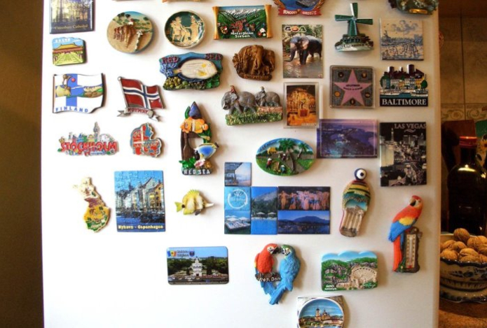 Почему смертельно опасно вешать магниты на холодильник