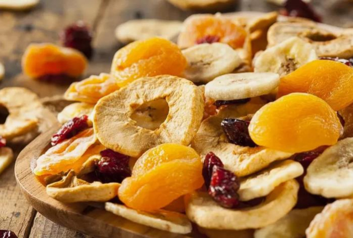 Полезен ли компот из сухофруктов для пожилых