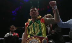 Нокаутированный Жанибеком Алимханулы экс-чемпион мира завоевал титул WBO. Видео