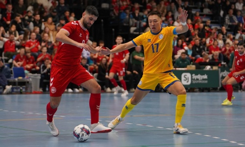 Биржан Оразов впервые вывел сборную Казахстана с капитанской повязкой