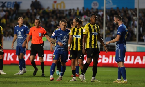 Казахстан уступил Узбекистану в футболе