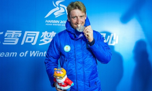 Отец и тренер призера Азиады-2025 из Казахстана поделился эмоциями и рассказал о сложностях