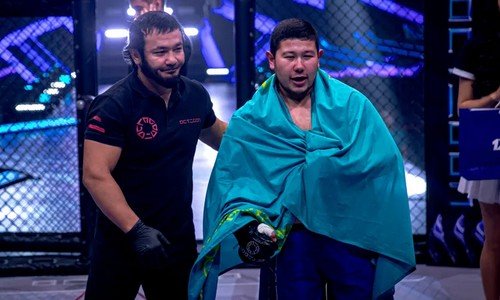 Казахстанский «Панда» получил бой против звёздного «Амиго»