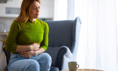 胃の痛みを膵臓の痛みと区別する方法 – 健康