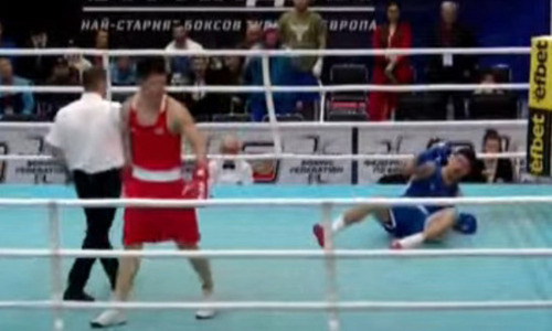Стремительные нокауты и две потери. Как бился Казахстан во второй день малого чемпионата мира по боксу