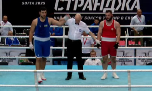 Наследник Джалолова за раунд «уничтожил» соперника в бою за медаль малого чемпионата мира по боксу