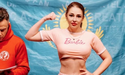 Красавица-боксерша из Казахстана сразится с другой «Барби»