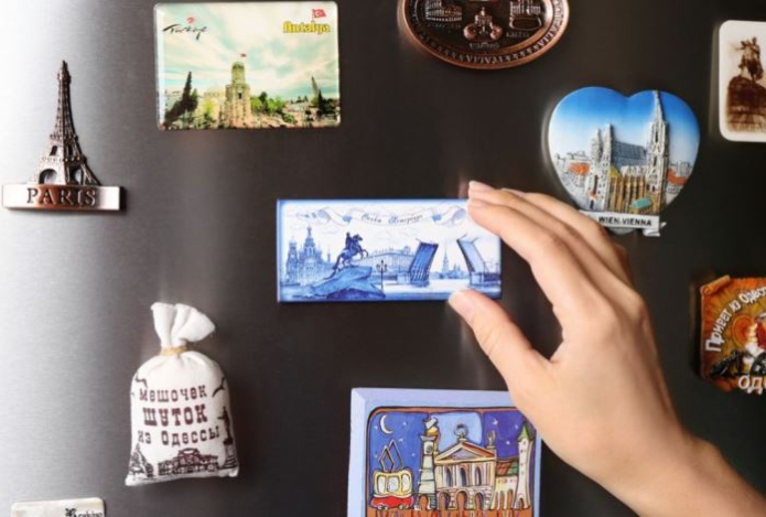 Почему нельзя прикреплять магниты к дверце холодильника