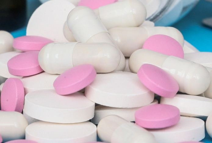 Врач рассказала, какие препараты нельзя принимать просроченными
