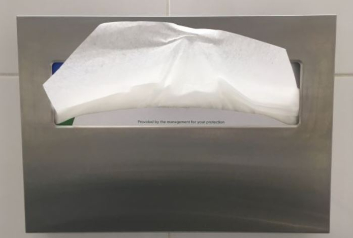 Как правильно класть накладку на унитаз — 90 процентов людей делают это неправильно