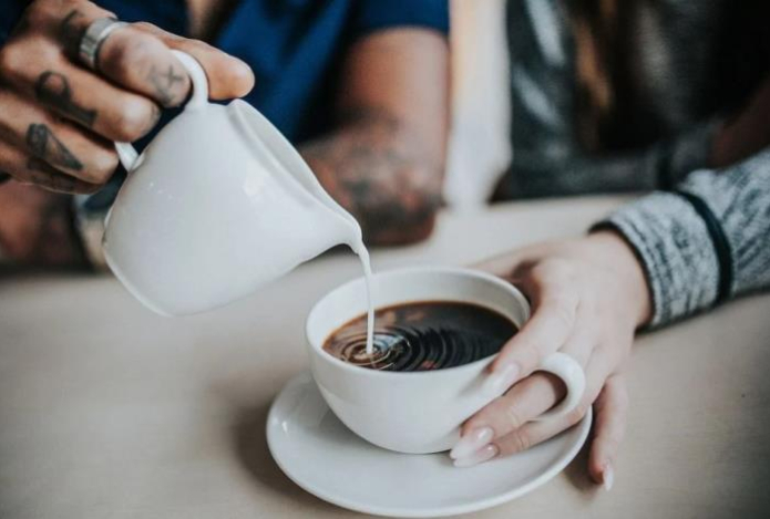 Сокрушительный удар по здоровью — с чем нельзя пить кофе