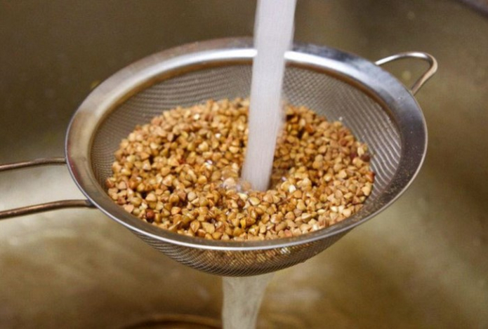 Нужно ли промывать гречку перед варкой