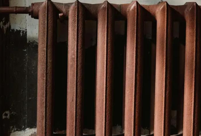 Батареи будут греть вдвое мощнее. Сантехник раскрыл главный секрет