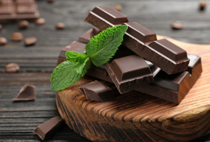Полезен ли шоколад для здоровья сердца — ученые и кардиологи пришли к общему выводу