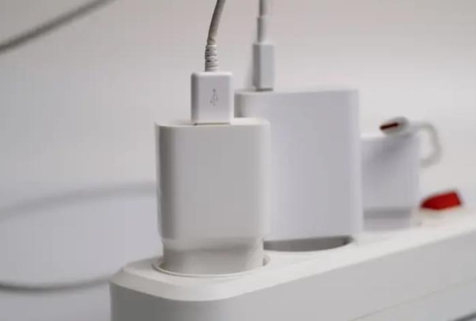 «Пожиратели» электроэнергии — эти три прибора не следует оставлять в режиме ожидания