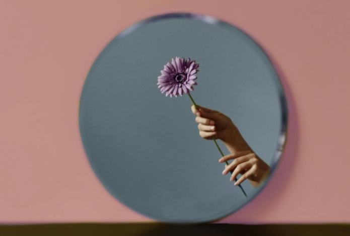 Никогда не ставьте зеркало в этих четырех местах — только призовете в дом беду