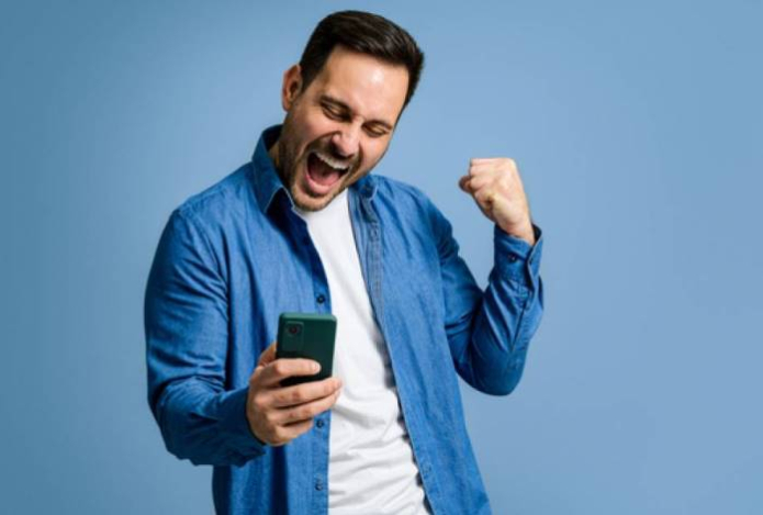 Кому в Казахстане помогут погасить кредиты