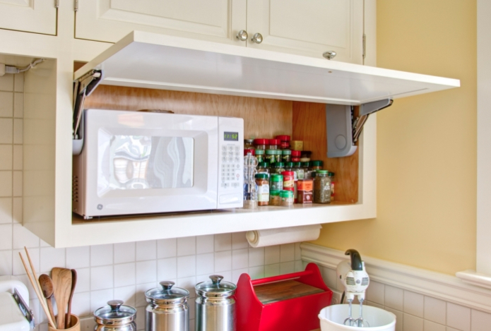 Пять мест в доме, где нельзя ставить микроволновую печь