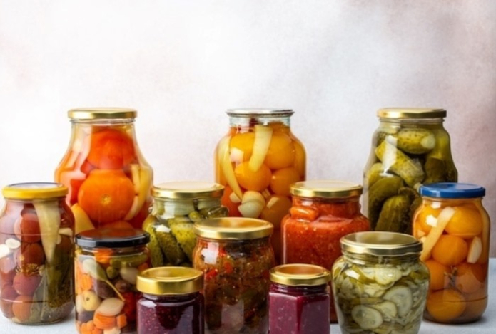 Можно ли есть соленья, которым больше года