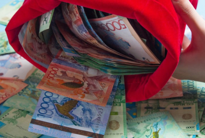 Три привычки, от которых стоит избавиться, чтобы привлечь больше денег