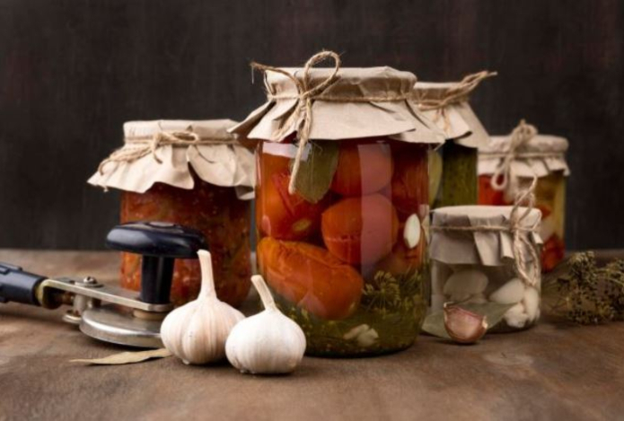 Могут ли банки с соленьями замерзнуть в погребе