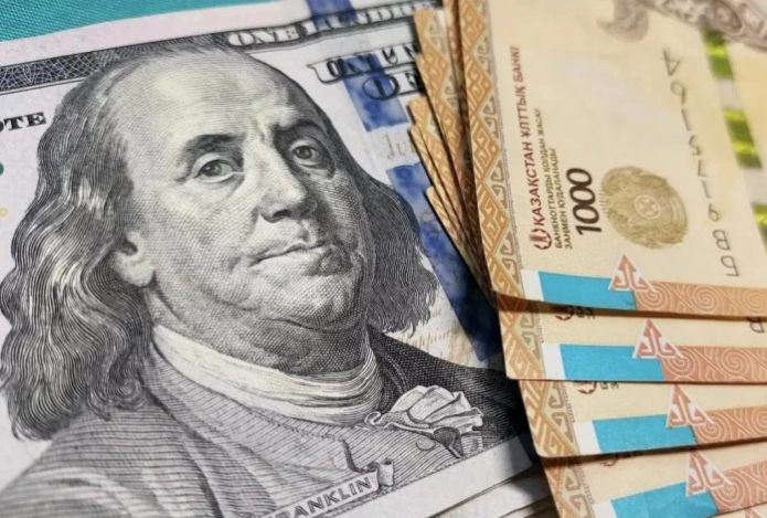 700 тенге за доллар — миф или реальность?