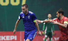 Российский футболист провел 100-й матч в КПЛ