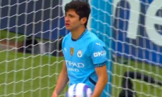 Абдукодир Хусанов отметился автоголом в ворота «Манчестер Сити». Видео