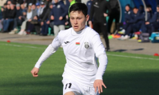 Казахстанский футболист помог европейскому клубу обыграть многократного чемпиона