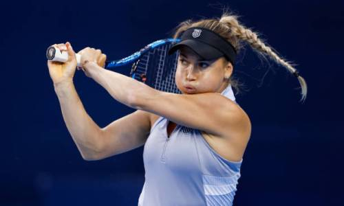 Юлия Путинцева вылетела с турнира за девять миллионов долларов