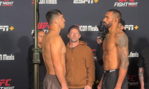 Непобежденный казахстанский боец провел дуэль взглядов перед дебютом в UFC. Видео