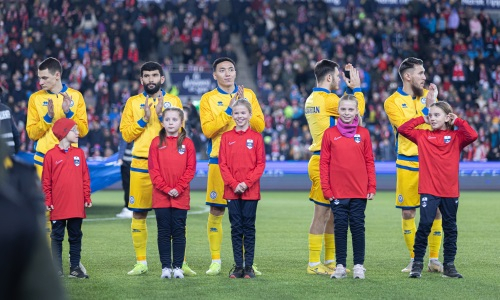 Появилась информация о трансляции стартового матча Казахстана в отборе на ЧМ-2026 по футболу