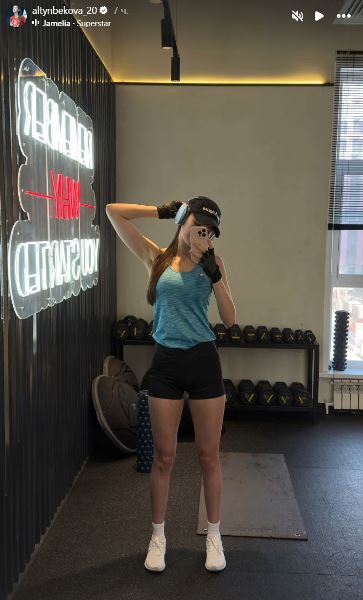 Сабина Алтынбекова показала свое состояние после развода. Фото