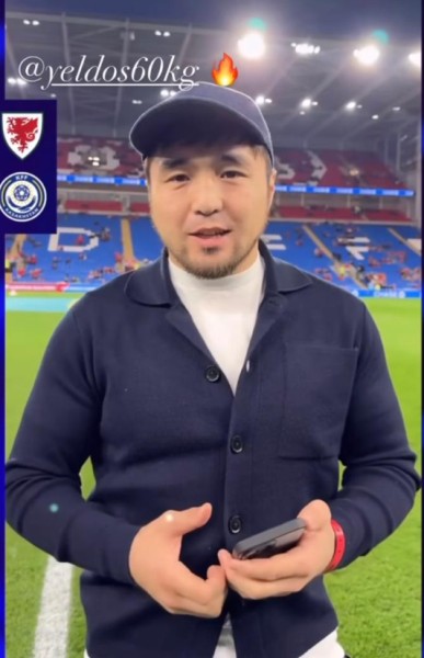 Елдос Сметов обратился к казахстанцам из другой страны