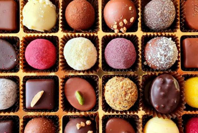 Почему не стоит выбрасывать коробку от конфет — гениальный лайфхак от эксперта