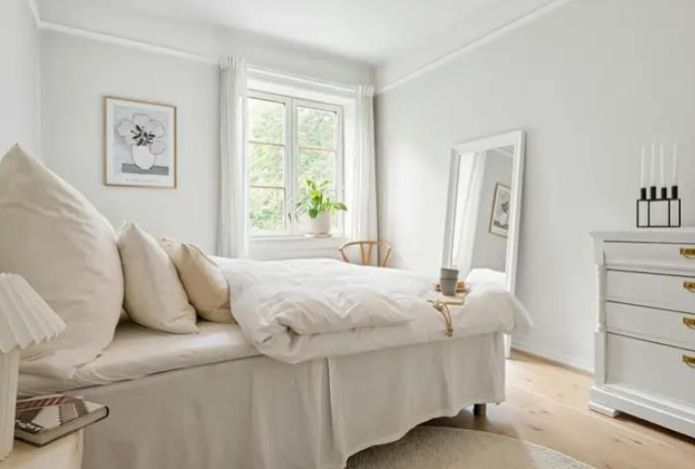 Эти пять вещей можно выбросить из тумбочки прямо сейчас. Вы даже не заметите потери