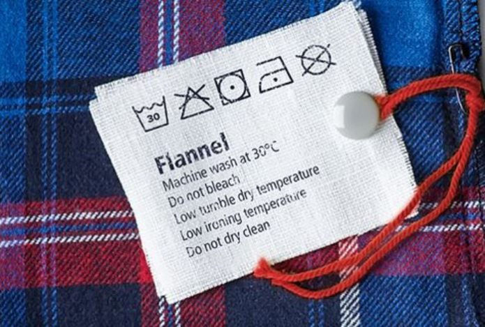 Почему нужно фотографировать этикетки на одежде перед стиркой — секретный прием
