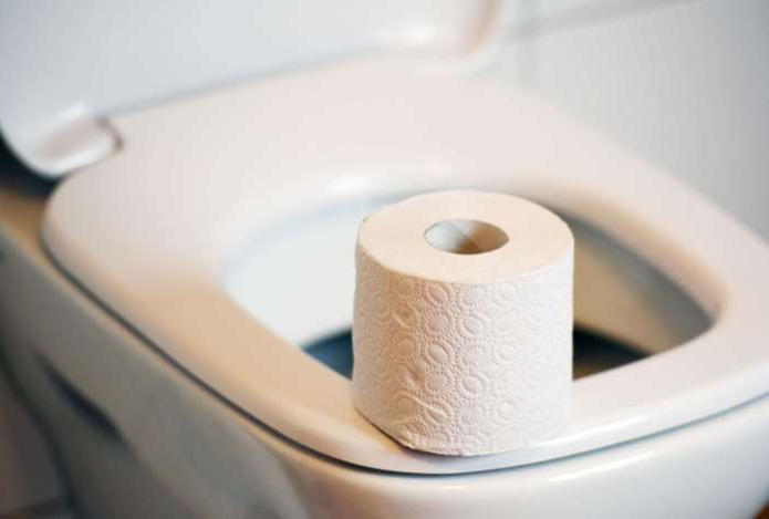 Забьются все трубы — что нельзя выбрасывать в унитаз и сливать в раковину